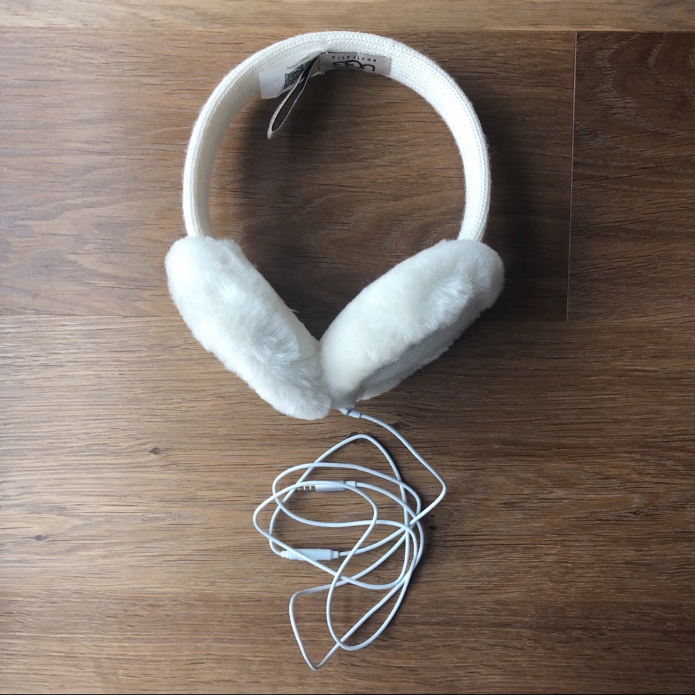 UGG, Women’s Wired Sheepskin Earmuff